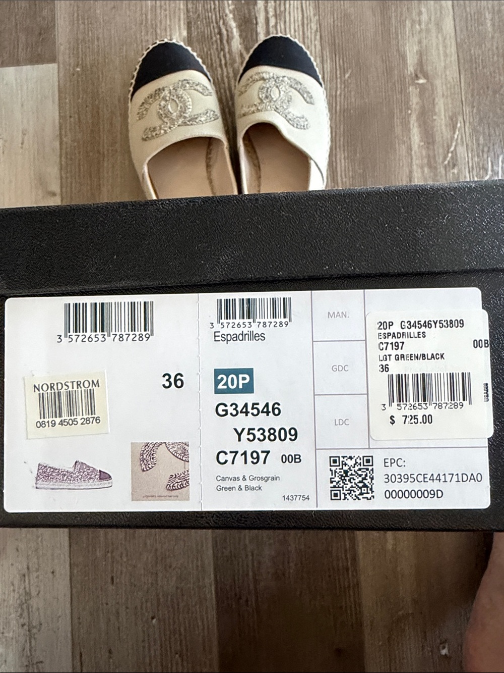NWT: CHANEL Espadrilles in Beige and Black - Picture 6 of 7